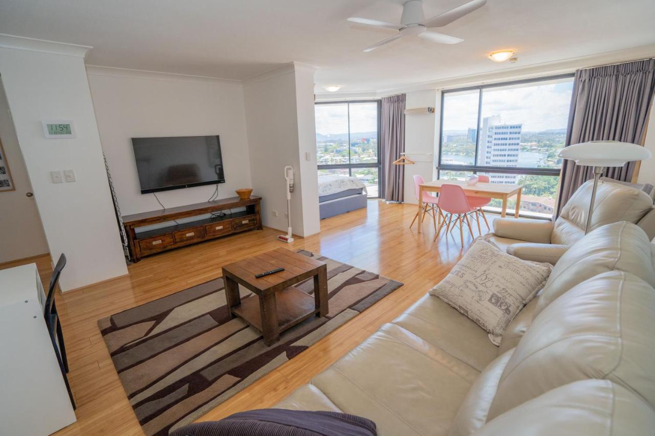 Large Surfers Paradise Apartment With Fantastic Views Gold Coast Zewnętrze zdjęcie